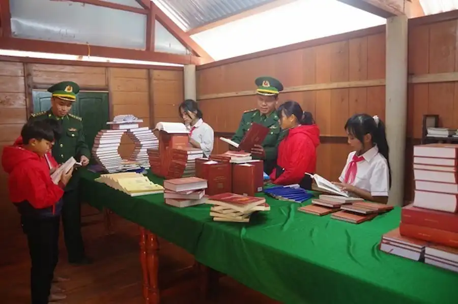 Thư viện Biên giới và Hành trình “Xóa Mù Thông tin” Giữa Đại ngàn Trường Sơn