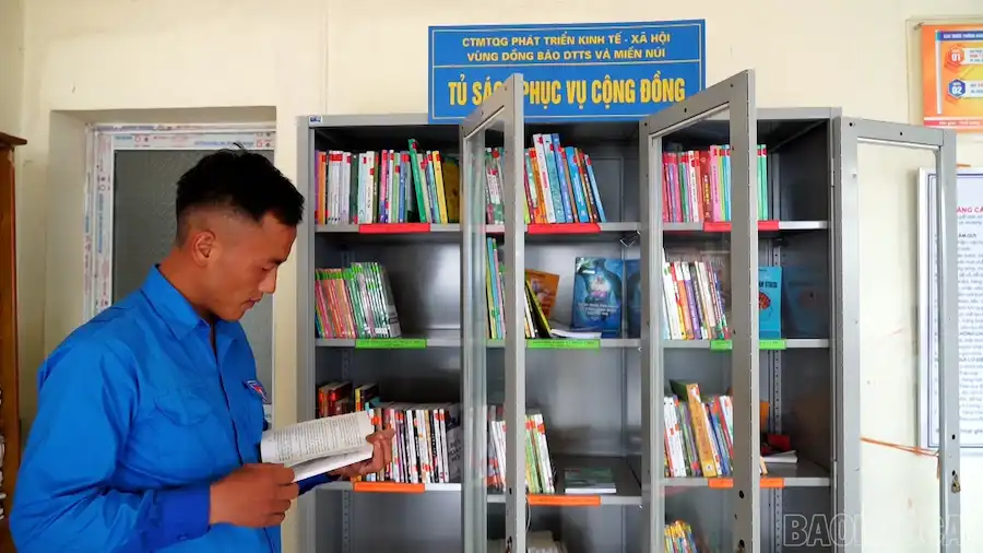 Thư viện tỉnh Lào Cai Bàn Giao 50 Tủ Sách Cộng Đồng: Khai Sáng Tri Thức Vùng Dân Tộc Thiểu Số và Miền Núi Năm 2025