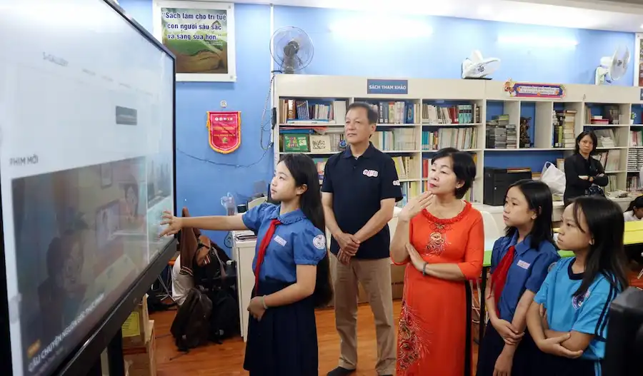 Dự Án S-Gallery Mang Thư Viện Số Văn Hóa Đến 11 Trường Tiểu Học TP.HCM: Nâng Tầm Trải Nghiệm và Văn Hóa Đọc