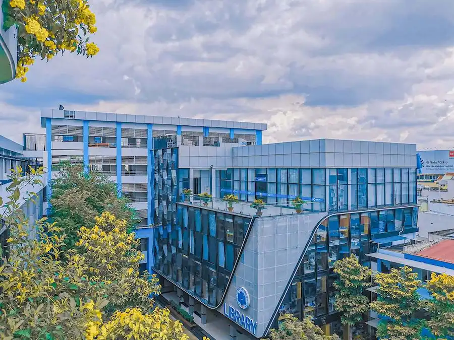 Thư viện 20 tỷ đồng của Trường Đại học Công Thương TP.HCM: Tiên phong công nghệ, kiến tạo không gian tri thức 4.0