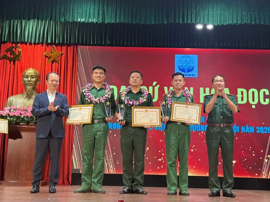 Trao danh hiệu Đại sứ Văn hóa đọc trong các học viện, nhà trường Quân đội