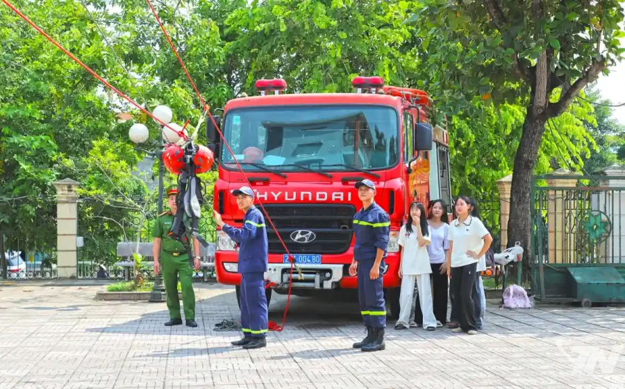 Tiết mục văn nghệ tại Ngày hội Toàn dân bảo vệ an ninh Tổ quốc