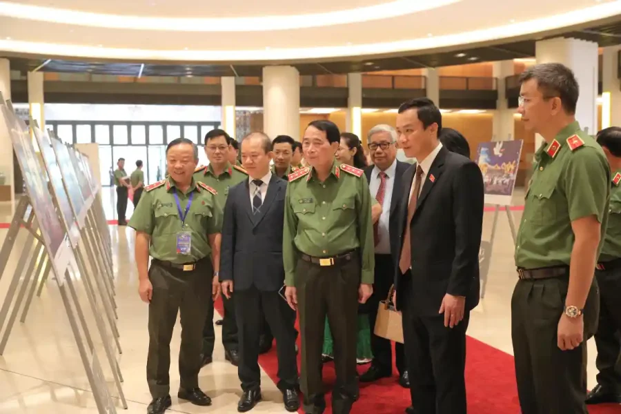 Quang cảnh hội thảo khoa học phát huy giá trị văn hóa Việt Nam